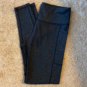 CVG Black leopard leggings